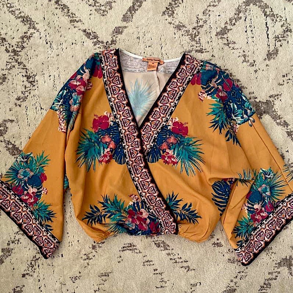 Flying Tomato Kimono Style Wrap Top - XS